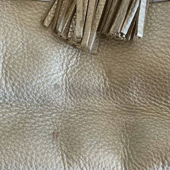 Gold Tory Burch Handbag 👜 - Picture 15 of 17